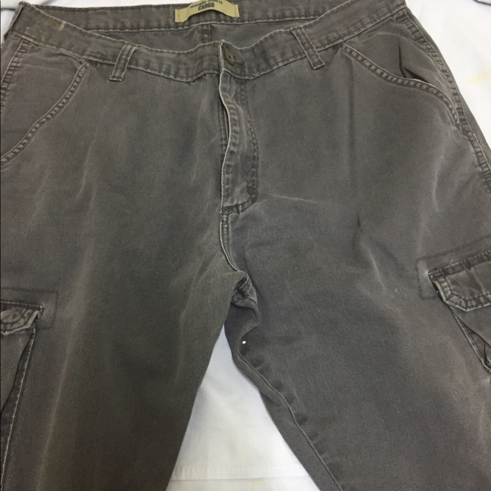 men’s Wrangler Cargo Pants